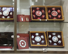 廣銀實(shí)業(yè)制品展廳二