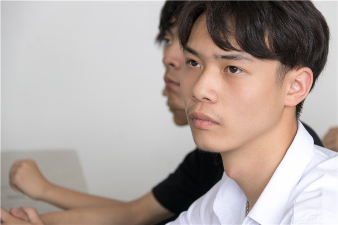走進(jìn)愛國(guó)課堂，紀(jì)念“盧溝橋事變”