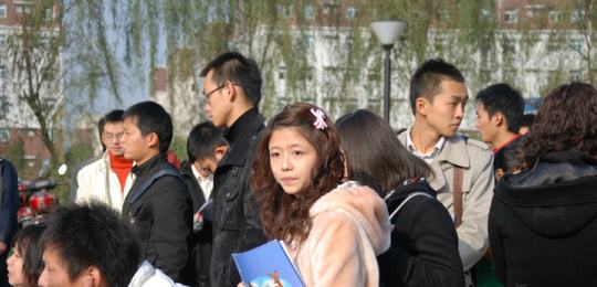 上半年四川城鎮(zhèn)新增就業(yè)56.32萬(wàn)人，就業(yè)形勢(shì)總體穩(wěn)定