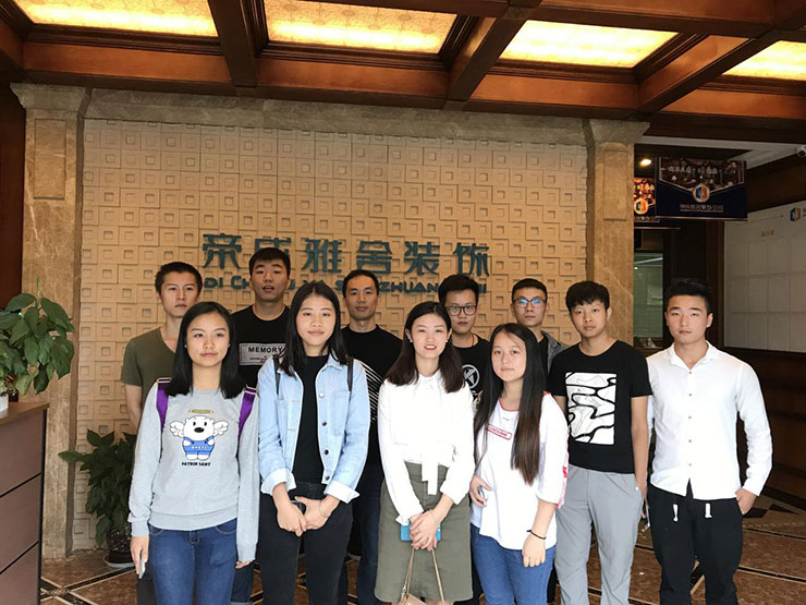 企業(yè)參觀行——從實(shí)戰(zhàn)出發(fā)，提高動(dòng)手能力