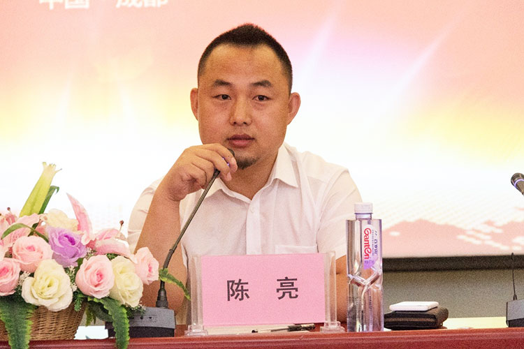 拼搏青春，成就夢想