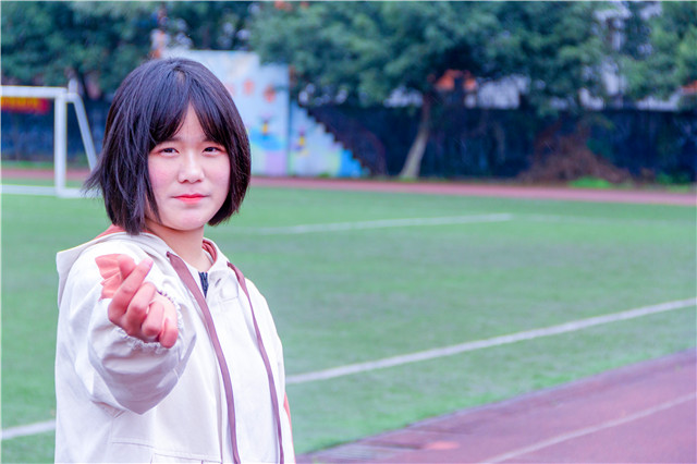 #三月女人天，陽光少女節(jié)#為你歡喜的她投上一票