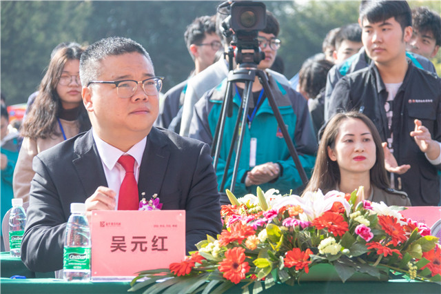 2019四川新華春季畢業(yè)生供不應(yīng)求，逆襲史上最難就業(yè)季節(jié)