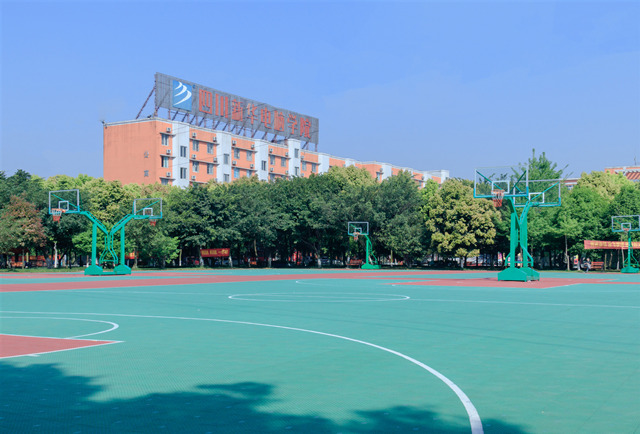 輟學(xué)路上，重拾希望與未來不期而遇
