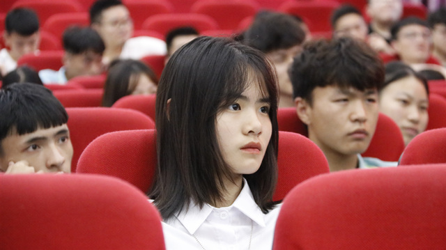 辦好職業(yè)教育，教學(xué)我們是認(rèn)真的！名企大咖新華行