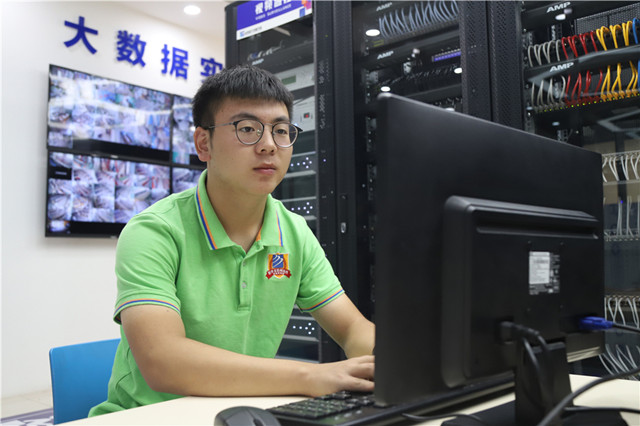 讓蝴蝶飛過滄?！殬I(yè)教育在關(guān)懷中演繹精彩