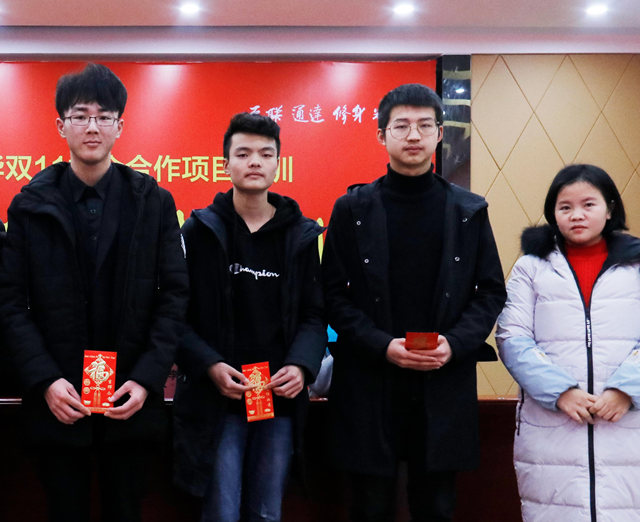 校企合作續(xù)新篇，新華學(xué)子項(xiàng)目收益上萬元
