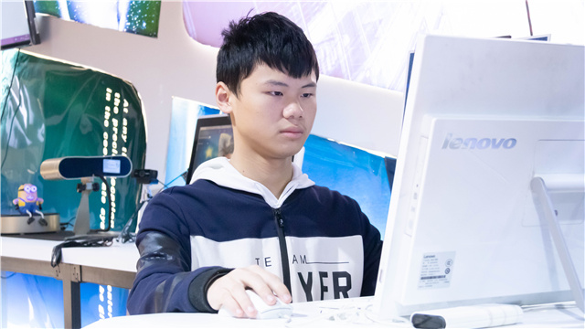 曾忠瑞:換個(gè)方式逆襲成“學(xué)霸”