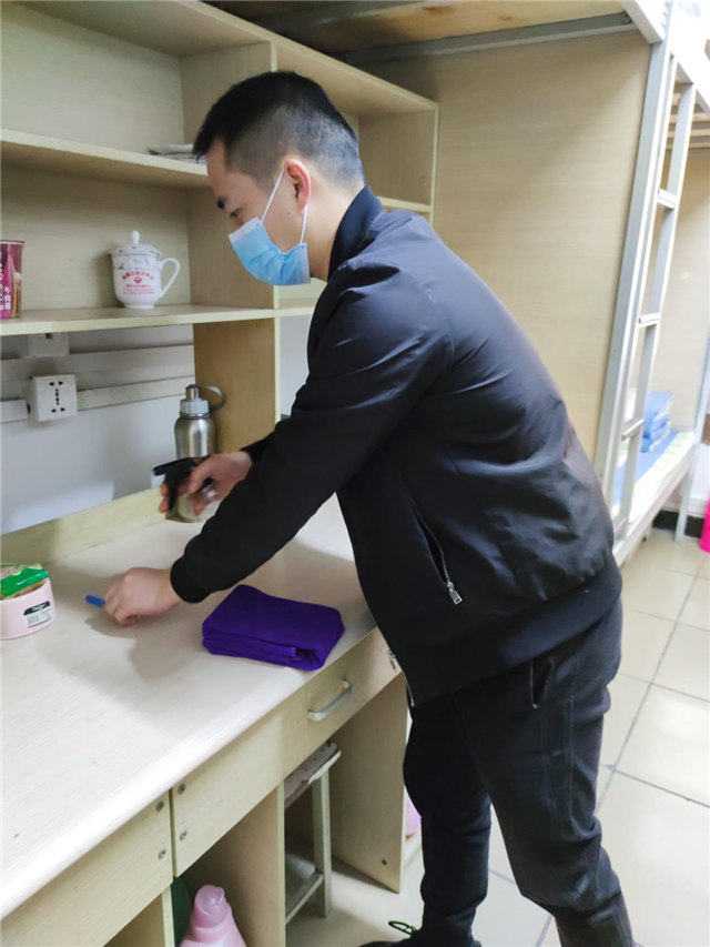 暖心！這群老師在學(xué)生返校前干了這件事