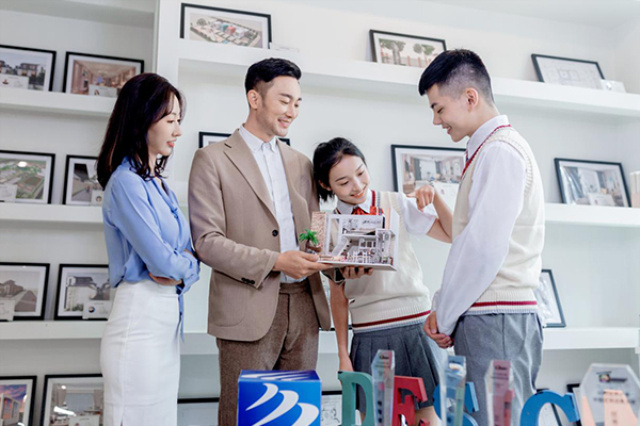 好學(xué)校不怕比較，學(xué)互聯(lián)網(wǎng)技術(shù)就來四川新華