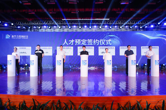 就業(yè)如此困難，他們?yōu)槭裁床粨?dān)心？