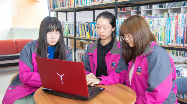 四川新華第十一屆“新華杯”全國職業(yè)技能大賽決賽啟動(dòng)儀式正式開幕！