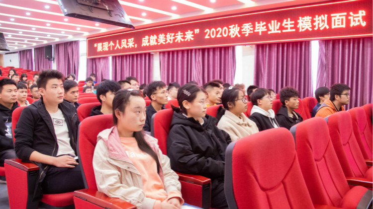 肩負職教強國重任，新華電腦學(xué)校升級“五項能力”培養(yǎng)互聯(lián)網(wǎng)高技能人才