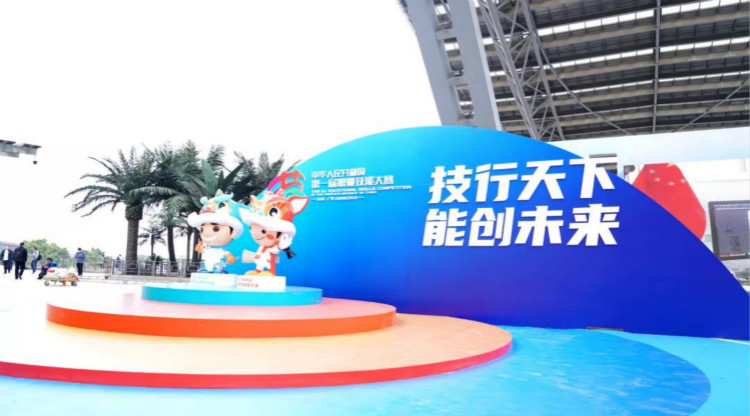 兩會速遞 | 暖心，讓每個孩子都有人生出彩的機會！