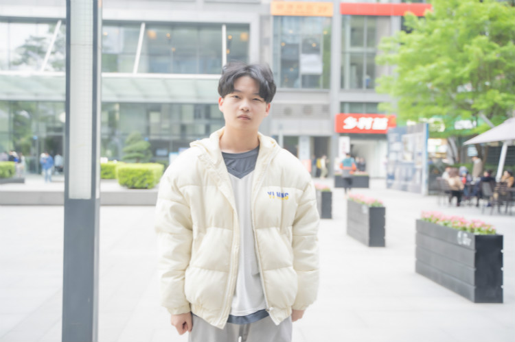 重磅！四川新華又一少年簽約國(guó)內(nèi)頂級(jí)AG俱樂(lè)部！