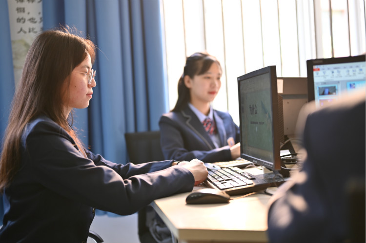 初高成績不理想，找職校？女生學什么專業(yè)好？