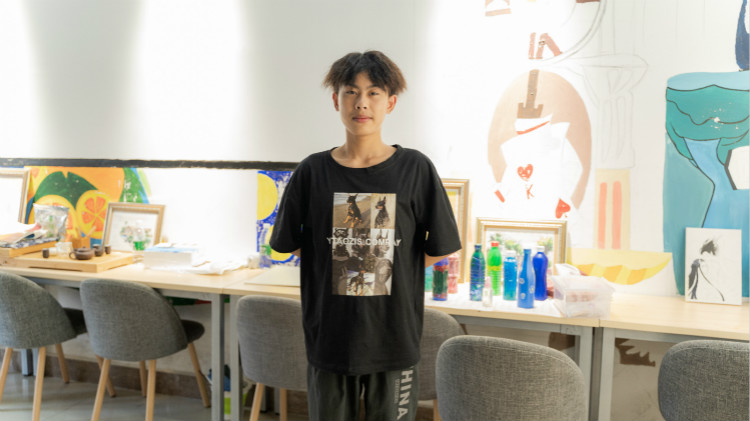 劉鑫毅:這里有不一樣的課堂,不一樣的校園環(huán)境