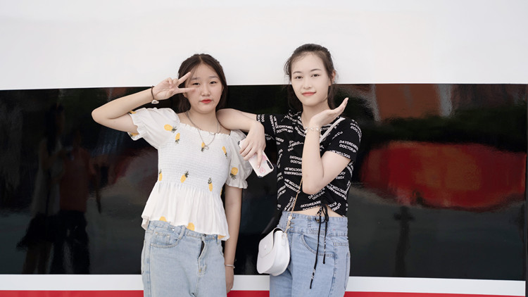 轉(zhuǎn)校來(lái)四川新華，我找到了久違的成就感！