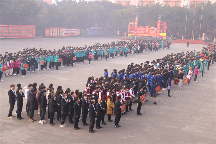 超“燃”運(yùn)動(dòng)會(huì)！成都新華冬季運(yùn)動(dòng)會(huì)“圖”擊現(xiàn)場(chǎng)！