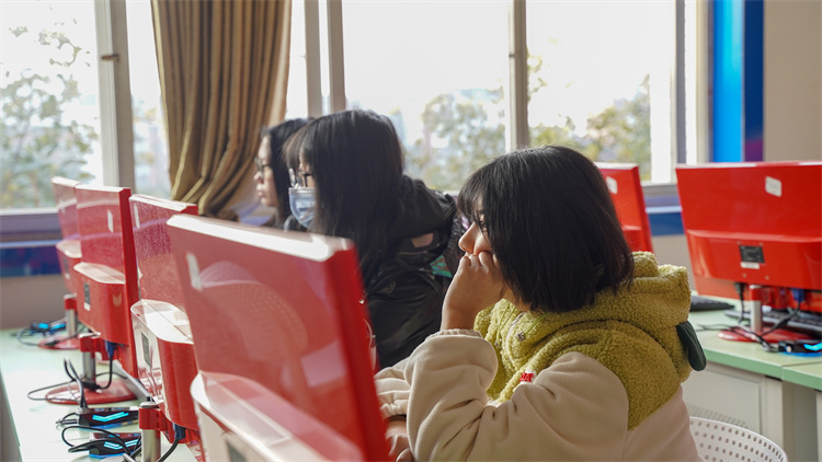 名企定向班開課啦！助力新華學(xué)子就業(yè)夢(mèng)！