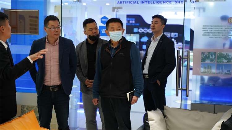 熱烈歡迎智能制造企業(yè)走進(jìn)成都新華交流學(xué)習(xí)指導(dǎo)！