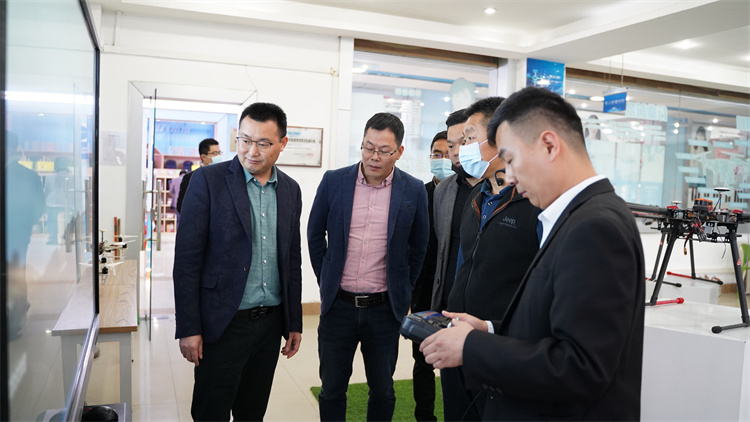 熱烈歡迎智能制造企業(yè)走進(jìn)成都新華交流學(xué)習(xí)指導(dǎo)！