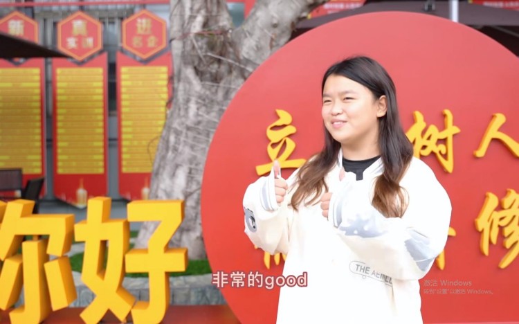 新生故事|再聚新華，共訴情誼
