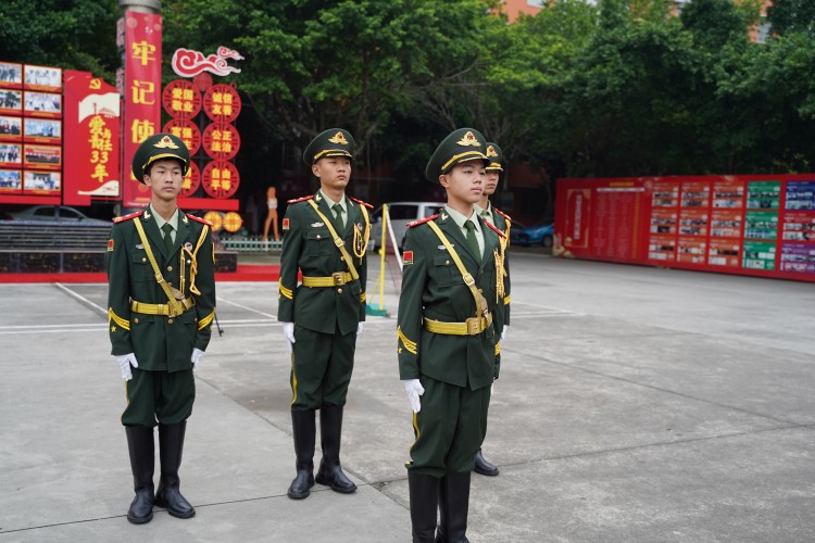 新華國旗護衛(wèi)隊|青春與國旗同在！