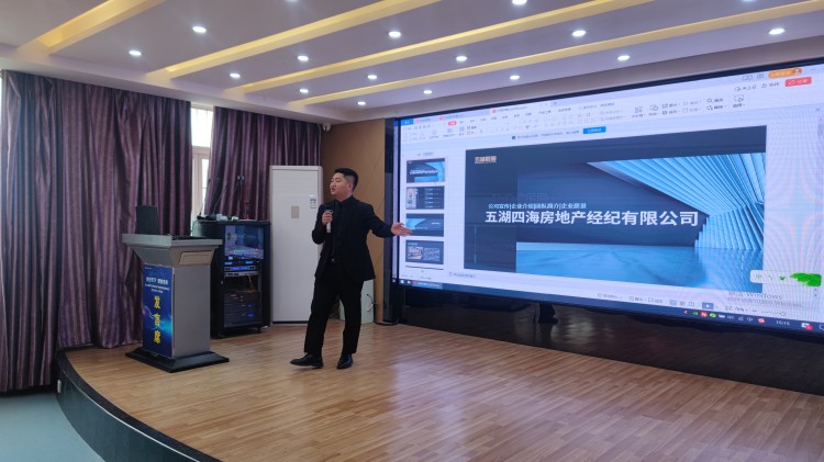 就業(yè)難度再升級，職教行業(yè)勇爭鋒