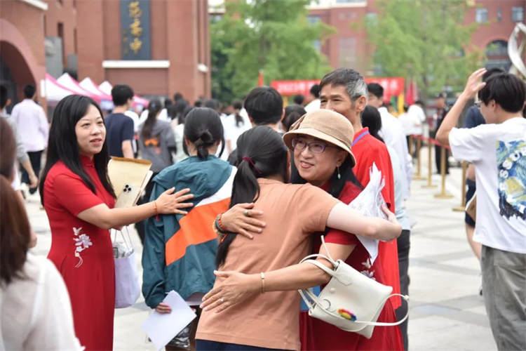 新生活，新旅途：高考后，你最想做的事情是什么？