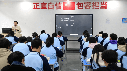 在嚴峻的就業(yè)環(huán)境中，為什么職校生