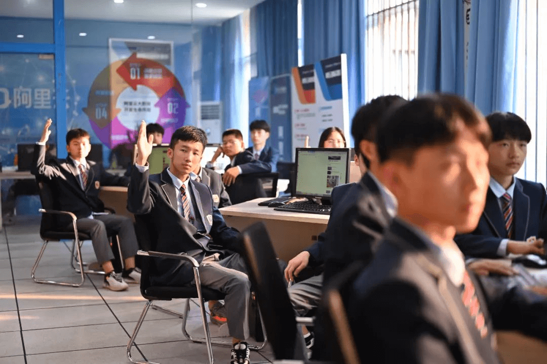 中考只剩三個月，平時成績不理想的初中生應(yīng)該何去何從